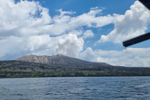 私人观光：大雅台高地和塔尔火山游船私人观光：大雅台中部地区和塔尔火山游船