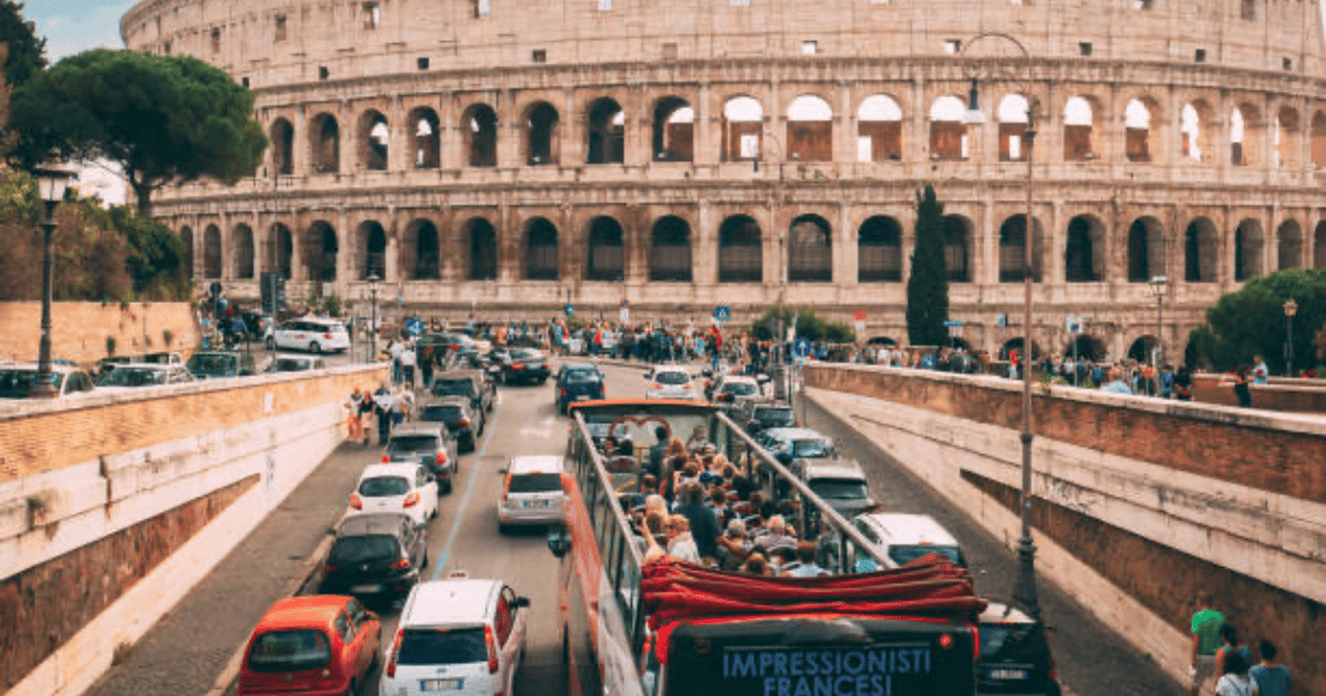 Rome: Pantheon Skip-the-Line Ticket met Hop-On Hop-Off Bus | GetYourGuide