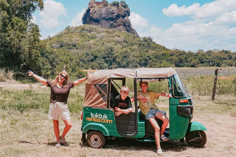 Sigiriya/Dambulla Rock Hike with Village Tuk Tuk Safari
