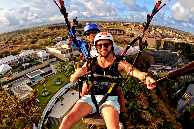 Bali: Parasailing and Paragliding Adventure Combo Bali: Parasailing and Paragliding Adventure Combo