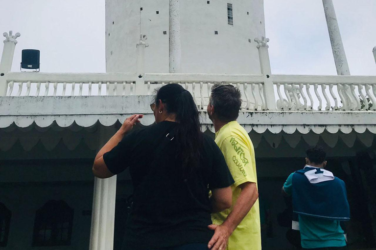 Torre Ambuluwawa con tour de la ciudad de Kandy