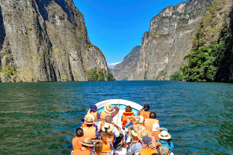 From San Cristóbal: Sumidero Canyon & Chiapa de Corzo Tour Martes Cañon Tour in English