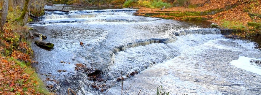 Découvrez l'Estonie - circuit à Lahemaa avec chutes d'eau et nature.