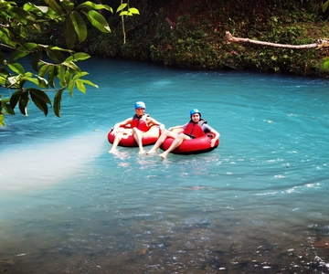 Tubing Rio Celeste: Adventure and Nature