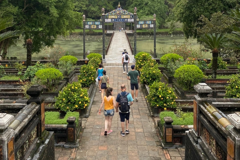 Hue: Hue City Tour - Deluxe Groep (max. 12 personen) inclusief ALLHue: Hue City Tour Delulxe Group (max. 12 pax) inclusief ALL