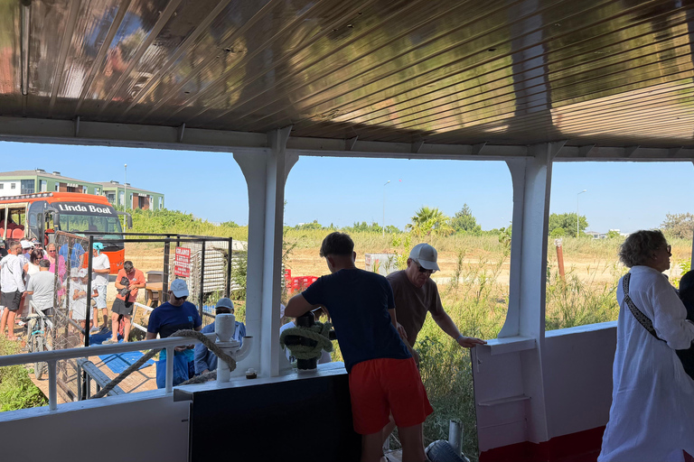 Manavgat River Boat Trip with Lunch and Foam Party