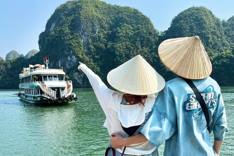 From Hanoi: Cat Ba Island and Lan Ha Bay Day Trip