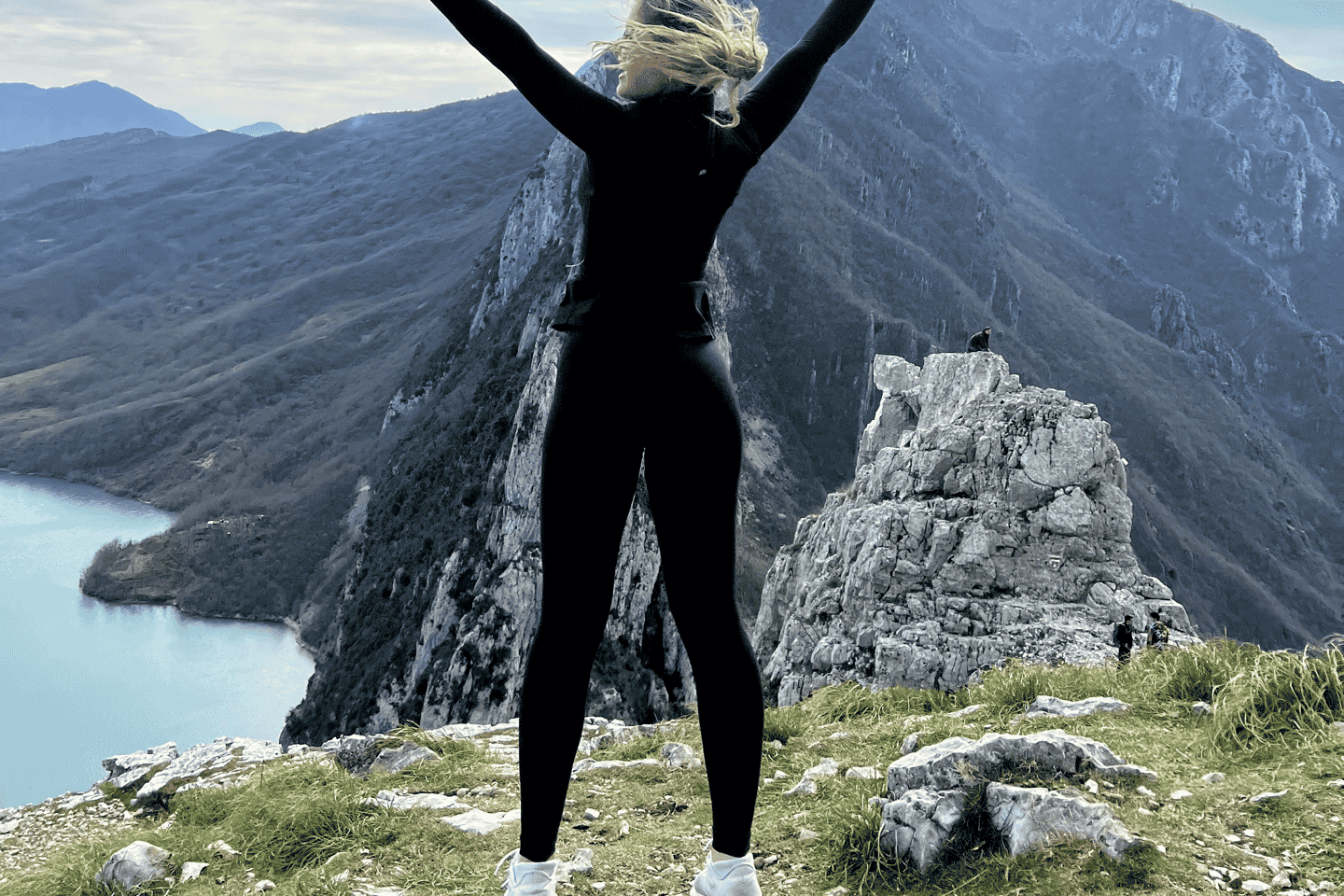 From Tirana: Bovilla Lake and Gamti Mountain Hiking Day Trip