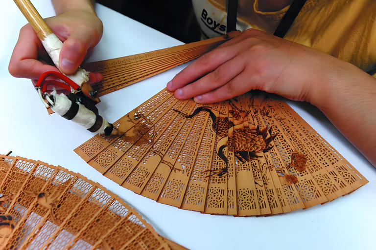 Shanghái: ticket de entrada al jardín Yu y tour guiado opcional de una hora y media.Shanghái: ticket de entrada al Jardín Yu y tour guiado en profundidad de 1,5 horas