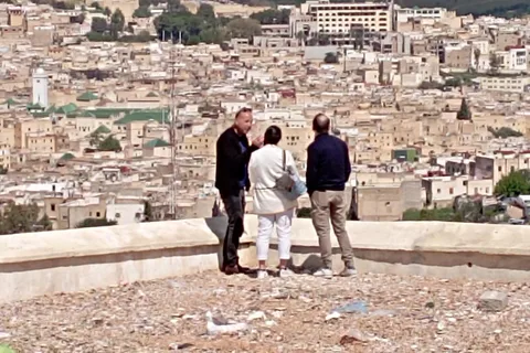 Viagem de um dia de Casablanca a Fes e almoço com uma família marroquina