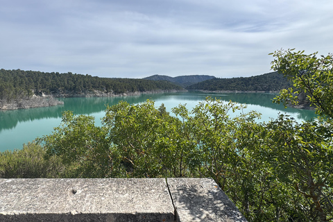 Aix-en-Provence: Hiking near Bimont Dam with Cinematic Reel