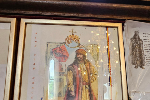 Bucharest: Salt Mine & Dracula's Tomb Day Trip