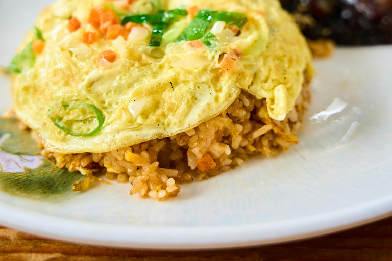 Jakarta: 5-Day Java Tour with Borobudur & Bromo Drop in Bali