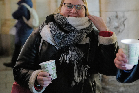 Christmas Oldtown Tour with Mulled Wine & experienced Guide