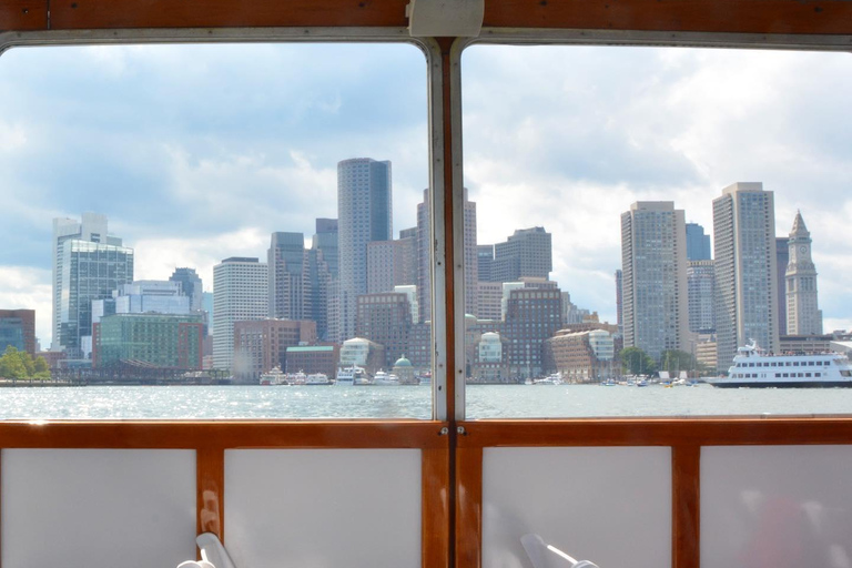 Boston: Harbor and Charles River Architecture Boat Tour