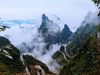 Tour de filtrage de Zhangjiajie à 4 jours Zhangjiajie - Housity