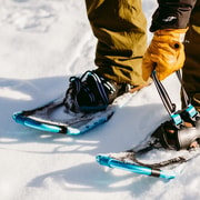 Oslo: Schneeschuhwandern im Wald mit norwegischem Barbecue