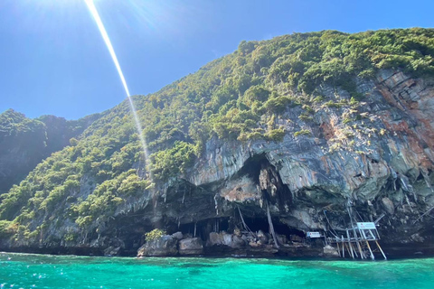 Ao Nang: Phi Phi Islands, Bamboo Island & Sunset Tour