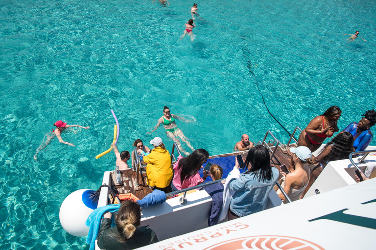 Paphos: Blue Lagoon halve dag boottocht met hoteltransfer