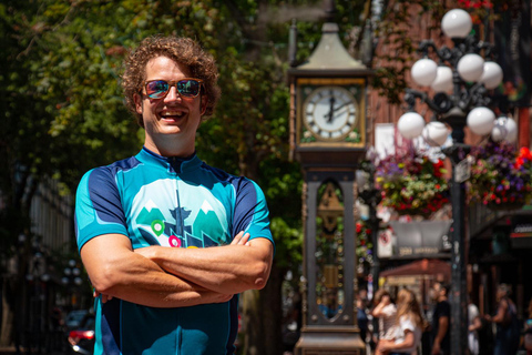 Vancouver: Coal Harbour and Historic Gastown Walking Tour