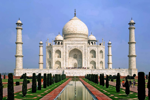 Delhi: Taj Mahal en Agra Fort Tour per auto met maaltijdoptieZonder toegangskaarten en maaltijd