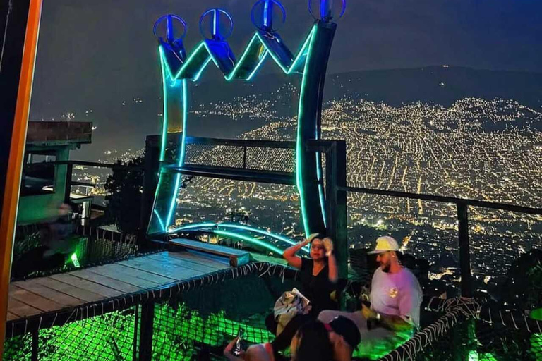 Night getaway, Picacho viewpoint, and 7 other viewpoints in Medellín