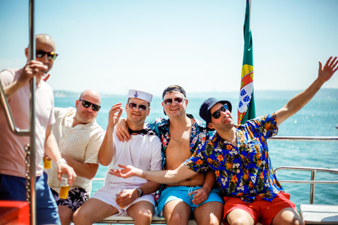 Lisboa: Crucero a la Playa con Barbacoa, Barra Libre y Música