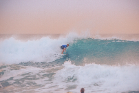 Gemiddelde en gevorderde surfcursus in het zuiden van Fuerteventura3-daagse cursus voor gemiddeld en gevorderden in het zuiden van Fuerte