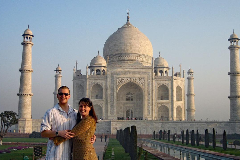 From Delhi: Taj Mahal & Agra Private Day Trip with Transfers From Delhi: Private AC Car, Driver and Guide