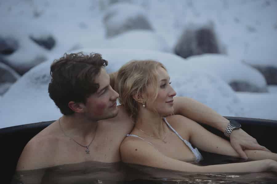 Rovaniemi: Daylight Forest Spa, Whirlpools im Freien und Mittagessen. Foto: GetYourGuide