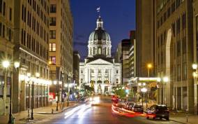 Smartphone-Guided Walking Tour of Downtown Indianapolis