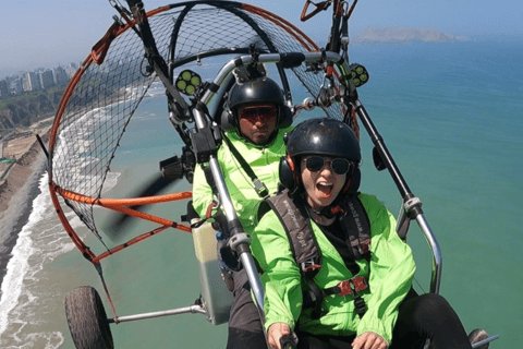 Lima: Costa Verde Paragliding Paratrike for First-Timers