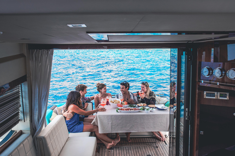Palma: Private Flybridge Motorboat Tour - All Included Palma: Sunset Tapas Cruise to Caves or Calas on a Llaut