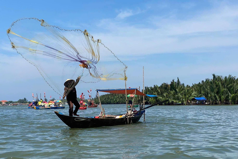 Hoi An: Passeio de barco com cesto, aula de culinária em Hangcoconut