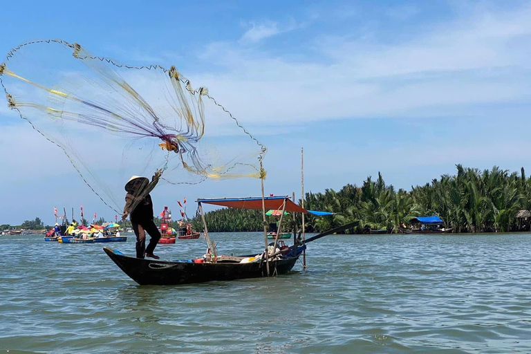 Hoi An: Passeio de barco com cesto, aula de culinária em Hangcoconut