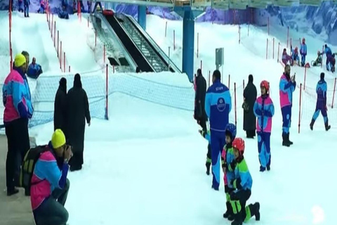 Riyadh Snow City: Inclusive 3-Hour Entry with Gear Provided