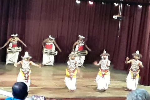 Avontuurlijke en Culturele Rondreis door Sri Lanka - 12 Daagse RondreisKleine groep