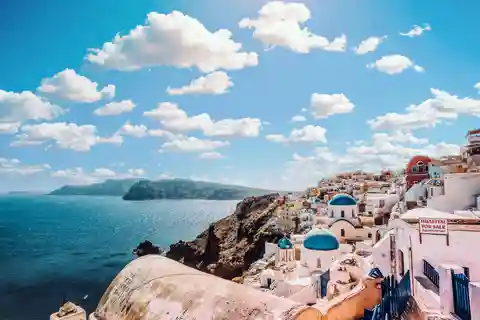 From Rethymno: Santorini Day Trip with Cruise and Guide