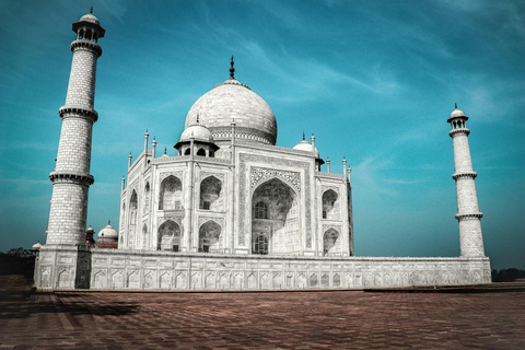 From Delhi: Taj Mahal & Agra Trip by Gatimaan Express Train All Inclusive Chair Car Train, Car, Guide, Ticket, Lunch