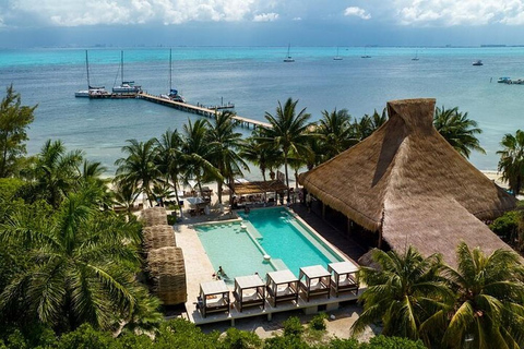 Isla Mujeres: All-Inclusive Catamaran with Snorkeling and All-You-Can-Eat Buffet