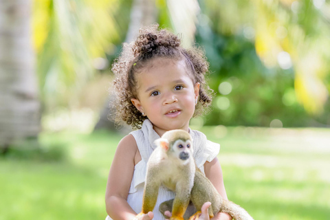 Punta Cana: Monkey House von Jhoraji mit Hotelabholung