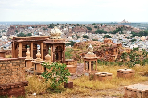 Von Jodhpur aus: Eintägige Jodhpur-Sightseeing-Tour mit dem AutoPrivater Ac-Transport, Live-Tour-Guide & Eintrittsgelder für Denkmäler