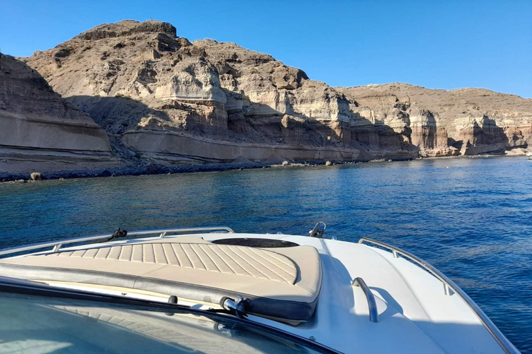 Santorin : Bateau privé de luxe avec nourriture et boissons