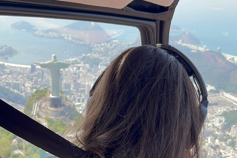 Private Helicopter tour - Rio de janeiro in 20min Private Helicopter tour - 20min (com transfer)