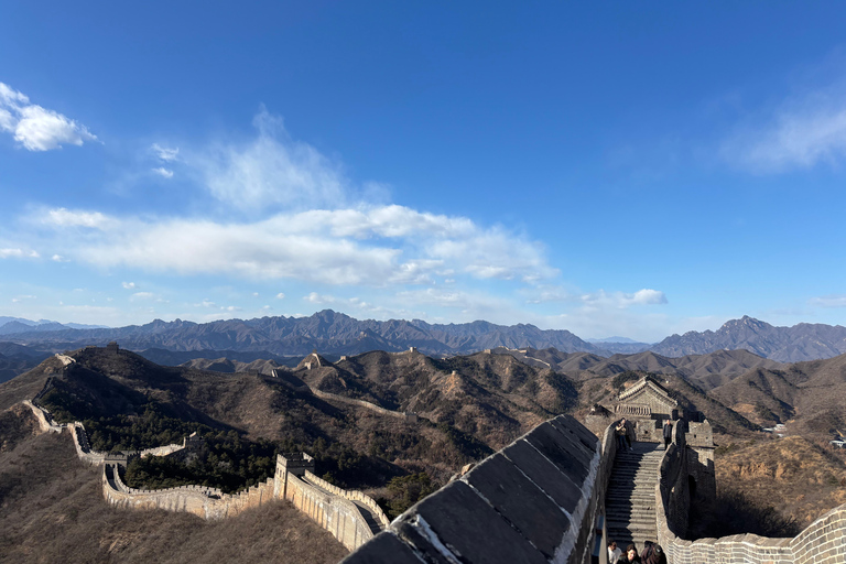 Beijing: Jinshanling Great Wall Private Tour with Lunch Bus to Jinshanling Great wall Hiking tour from Beijing