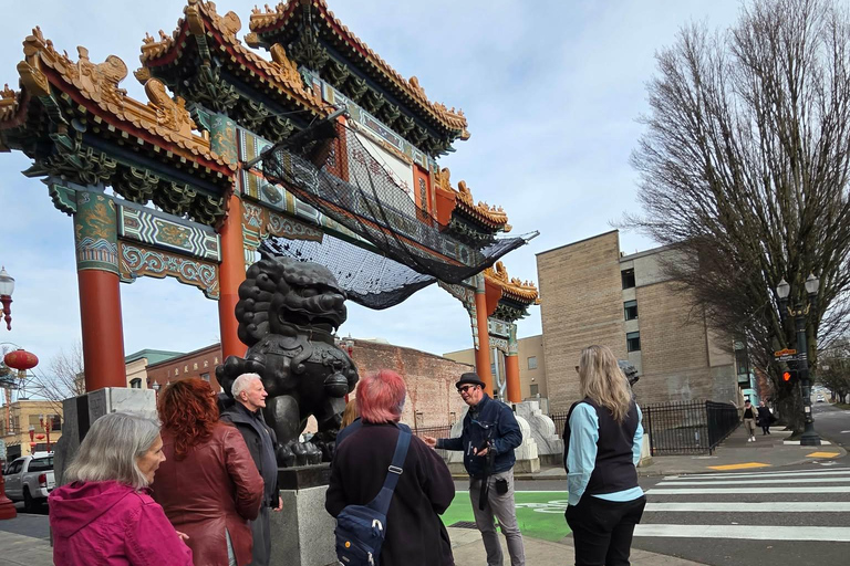 Portland: Weird and Wild West Walking Tour with Donut