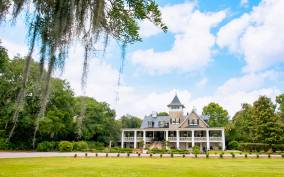 Charleston: Magnolia Plantation Entry & Tour with Transport