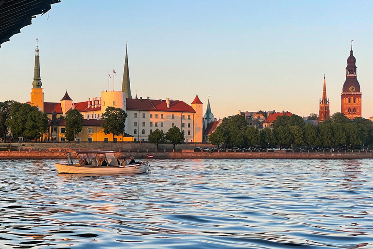 Riga: Riga Canal and Daugava River Sunset Boat Cruise