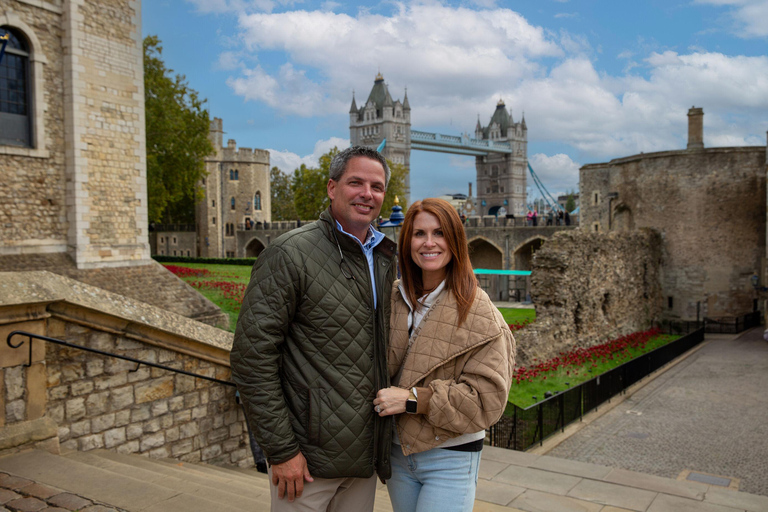 London: Full Day Tower, St. Paul's, Cruise & Eye Experience Full-Day Total London Tour & Flight on the London Eye
