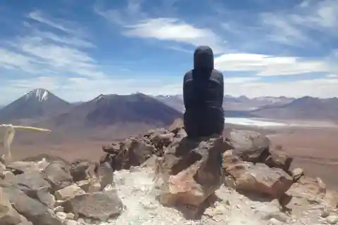 ASCENT TO VOLCANO CERRO TOCO OF 5604masl